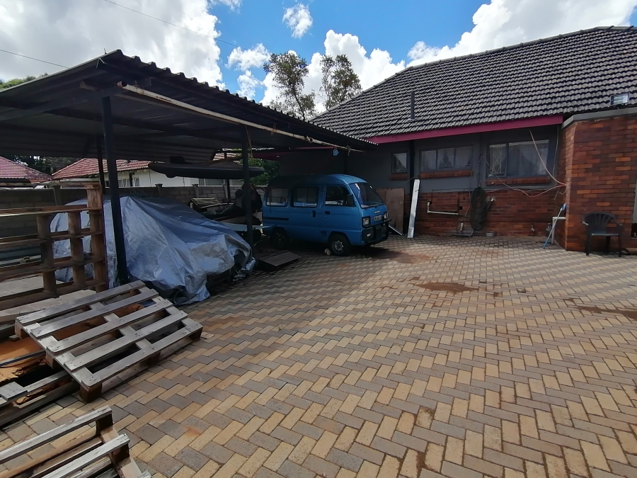 4 Bedroom Property for Sale in Stilfontein Ext 4 North West